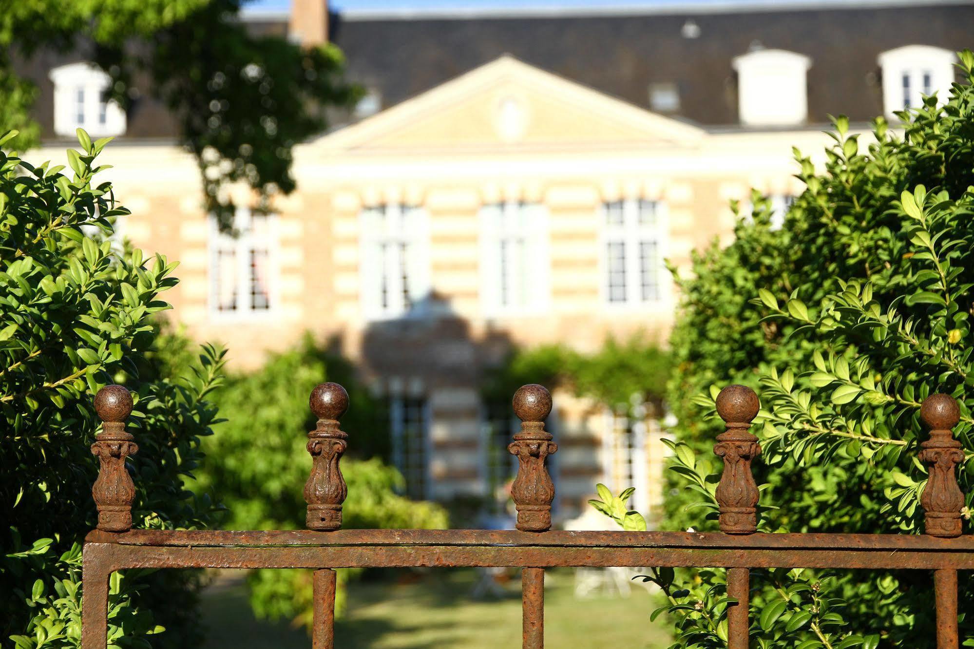 Château de la Giraudière Villeny Exterior foto